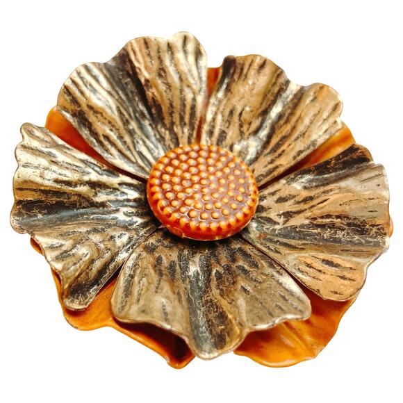 VTG 1960s Brooch Enamel Flower Layered Mid Century Floral Gold Tone Pin - Picture 1 of 8